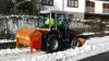 Veelzijdige zand- en zoutstrooier UKS 120 en wegenonderhoud in de winter