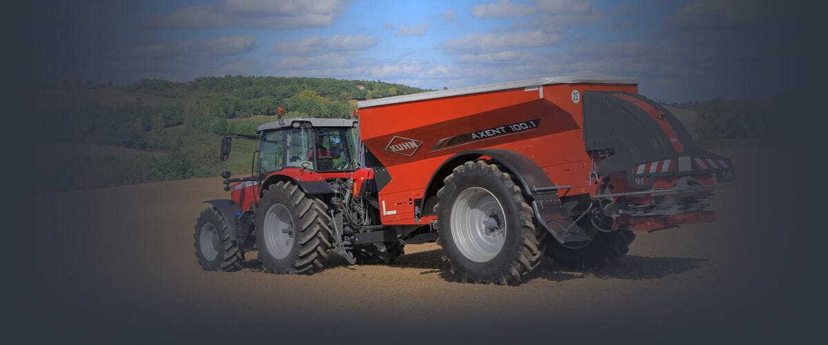 AXENT 100.1, trailed twin disc spreaders
