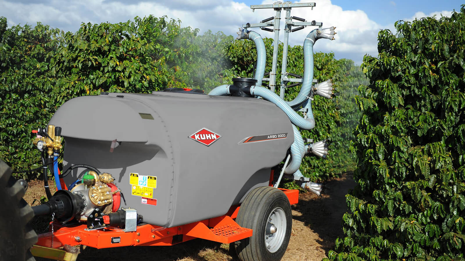 Pulverizadores para huertos y viñedos ARBO MÃOZINHA | KUHN