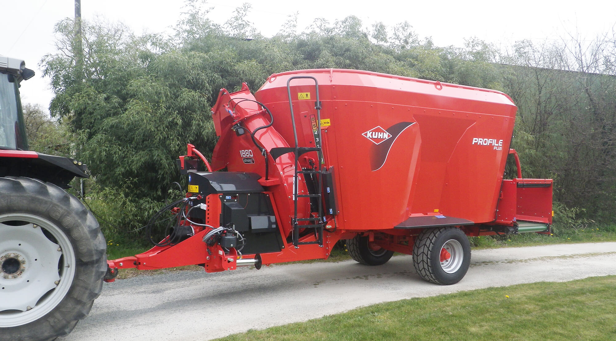 PROFILE PLUS 2 CS mixer wagon | KUHN