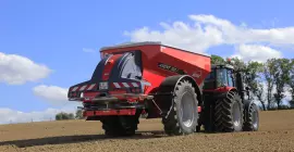 AXENT fertiliser spreader at work in the field