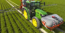 PF 1000 front-end sprayer combined with the DELTIS 1502 sprayer