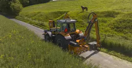 KUHN PRO-LONGER GII Armklepelmaaiers met MAXIview-arm: ontworpen om kilometerslange bermen mee te kortwieken!