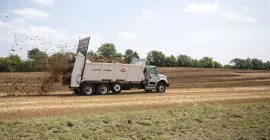 Esparcidor de caja KUHN Serie PXL 100