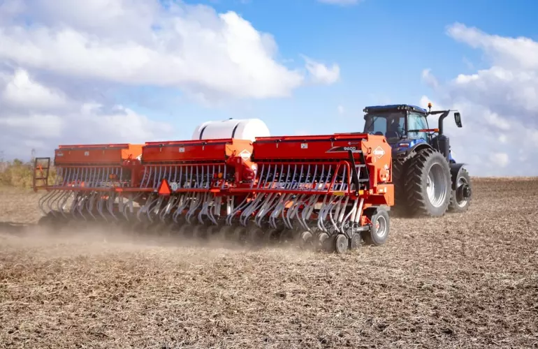 9600 Folding Grain Drill