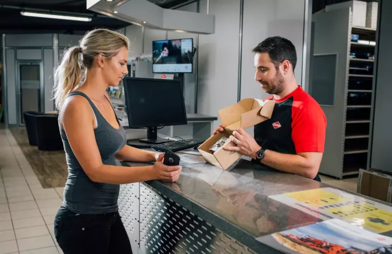 Order your parts in just 3 clicks: 