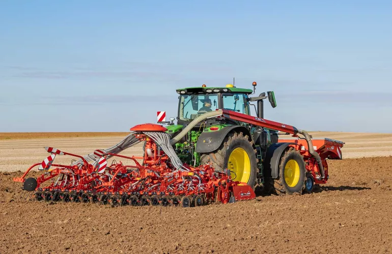 TF1512+HR5030RCS+BTFR5030 at work in the field