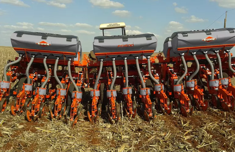 Foto 3D de la sembradora Flex Pneumática