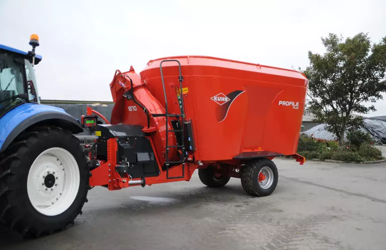 PROFILE PLUS 2 CS at work