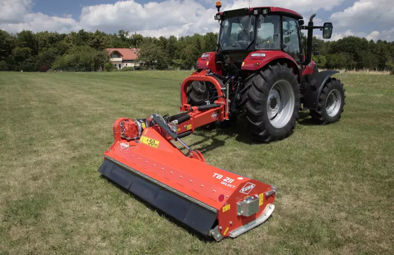 TB 211 SELECT versnipperaar in stilstand