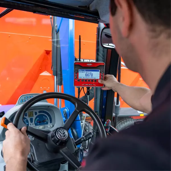 Control your weighing from the loading bay!