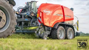 photo of a baler with the logo 30 years of Integral rotor