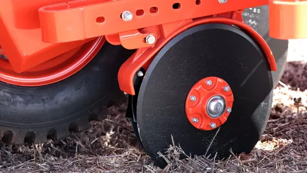 Imagen de la línea de fertilizantes equipada con el doble disco