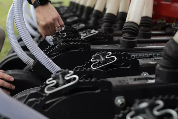 9600_Row Unit_04.jpg