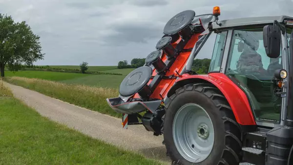 Los patines de la segadoras de tambor pueden rotar libremente