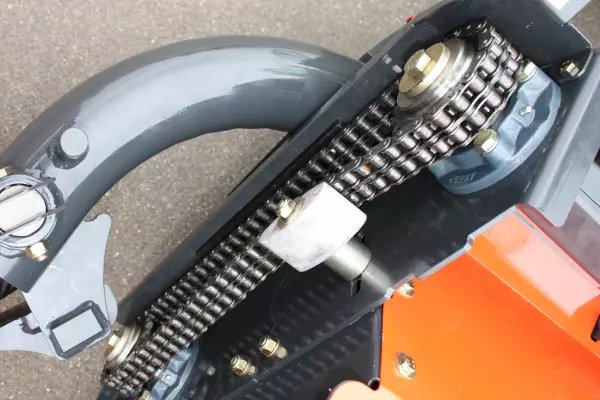 Puedes cambiar la velocidad del acondicionado cambiando las ruedas de la cadena.