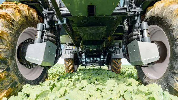 Photo of the ARTEC RS20 self-propelled sprayer suspension