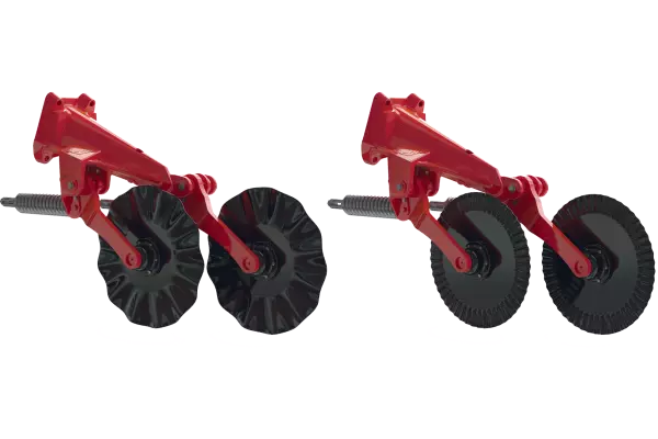 Choose between two opening discs on the AUROCK trailed seed drill for no-till and conservation agriculture, wavy or embossed disc.