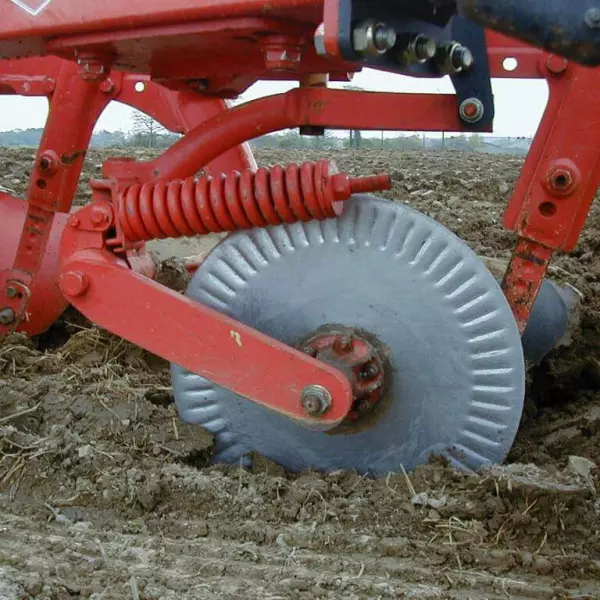 The disc coulter in action during ploughing