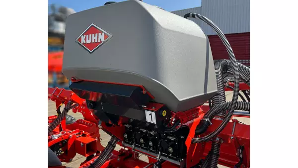 Microgranulator on MAXIMA 3 seed drill