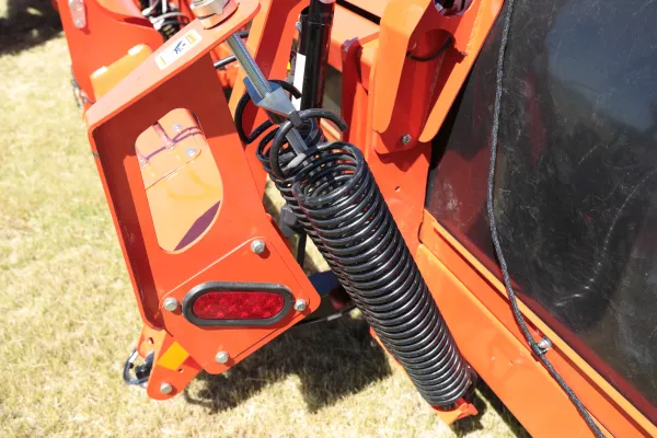 MM1302_Suspension.jpg