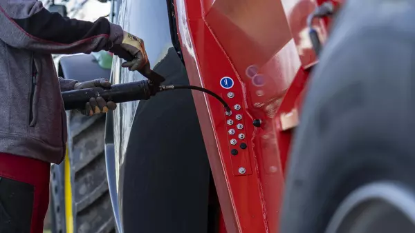 Centralised greasing points simplify basic maintenance