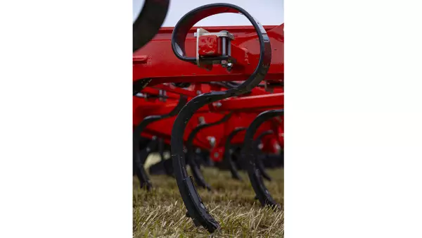 The large clearance of the PROLANDER makes it possible to work in the residues