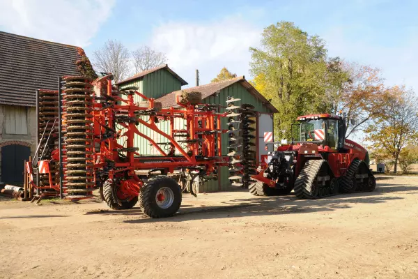 A PERFORMER 6000 in folded transport position