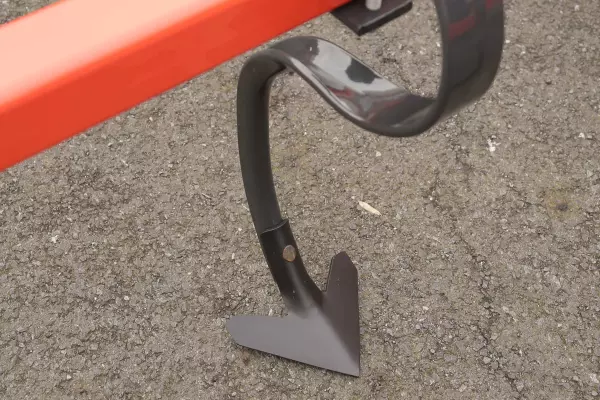 El diente vibrador con forma de S del vibrocultivador PROLANDER