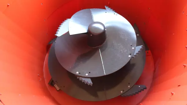 The mixing auger design on SPV models ensures high mixing quality