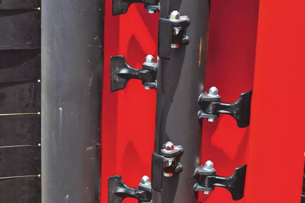 Proximidad del rodillo al rotor para seguir mejor los desniveles del terreno