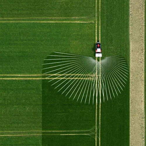 TELIMAT border deflector for precision at the edge of the field