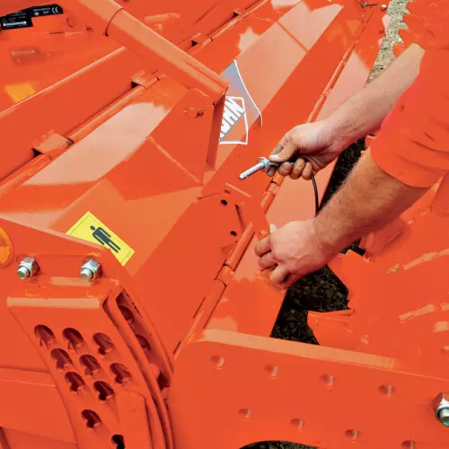 Rear hood settings of the EL power harrows