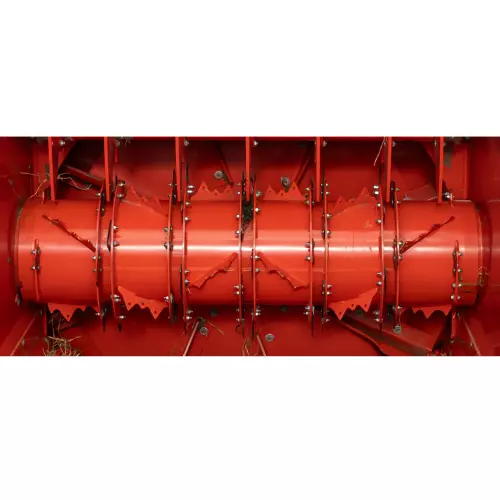 The hydraulic regulating tine bank to adapt easily to all applications