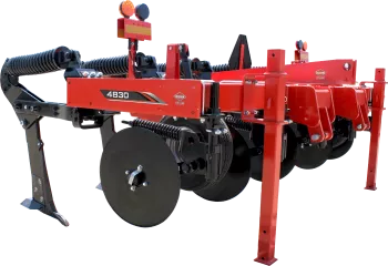 KUHN 4830 in-line ripper on white background