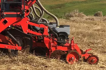 Foto lateral de la línea neumática FLEX en posición de trabajo.
