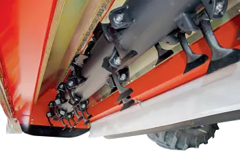 Trituración fina y distribución uniforme de los residuos de cultivos con las trituradoras de residuos de cultivos BC 1000