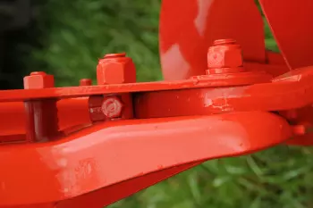 Bezpečnostní zařízení Safe-T se aktivuje jasným přerušením tahem po síle na špičce 3000 kg.
