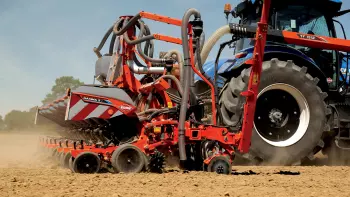 Image of the electric drive system on the MAXIMA 3 precision seed drill