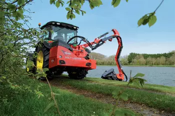Versatility to suit the task with the KUHN POLY-LONGER hedge and grass cutter