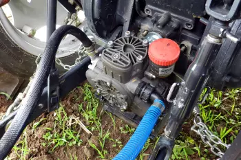 Bomba de membrana conectada a la TDF