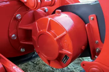 Caja de cambios de 120 CV en las segadoras para lindes SPRING-LONGER Serie 80 para trabajar a alta velocidad