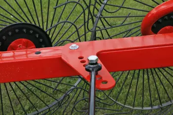 SR50_Raking Angle Adjustment.JPG