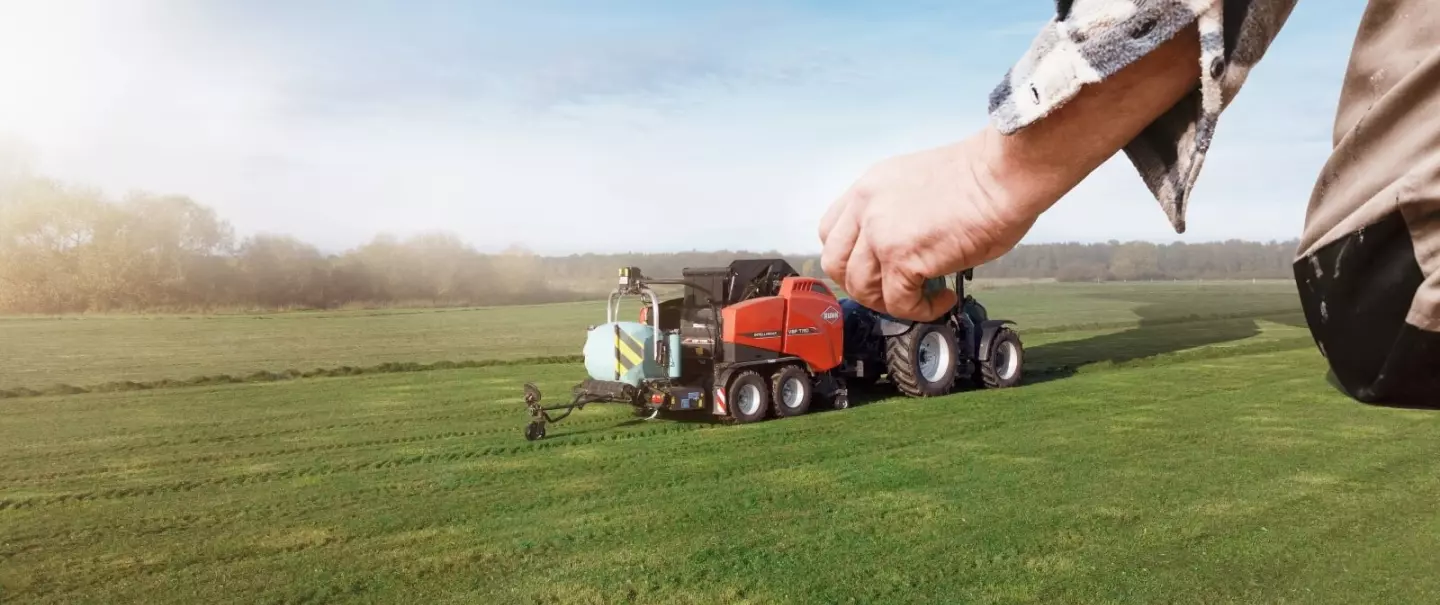 VBP 7100 series variable baler-wrapper combinations represent a new league.