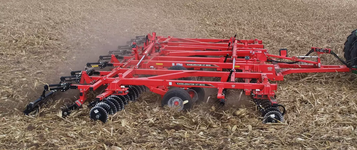 Vertical Tillage System EXCELERATOR XT 8010 | KUHN