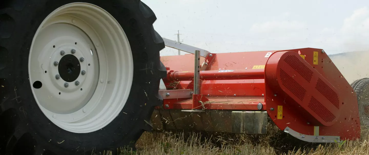 BK 320 shredder at work