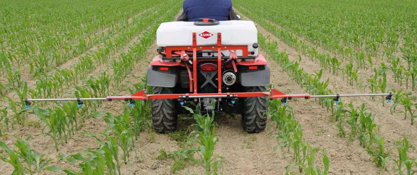 EVOLIS quad-mounted sprayer at work