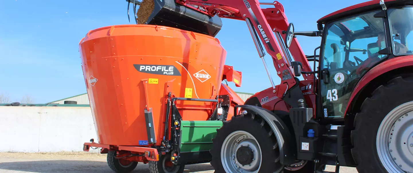 PROFILE PLUS 1 DL mixer at work