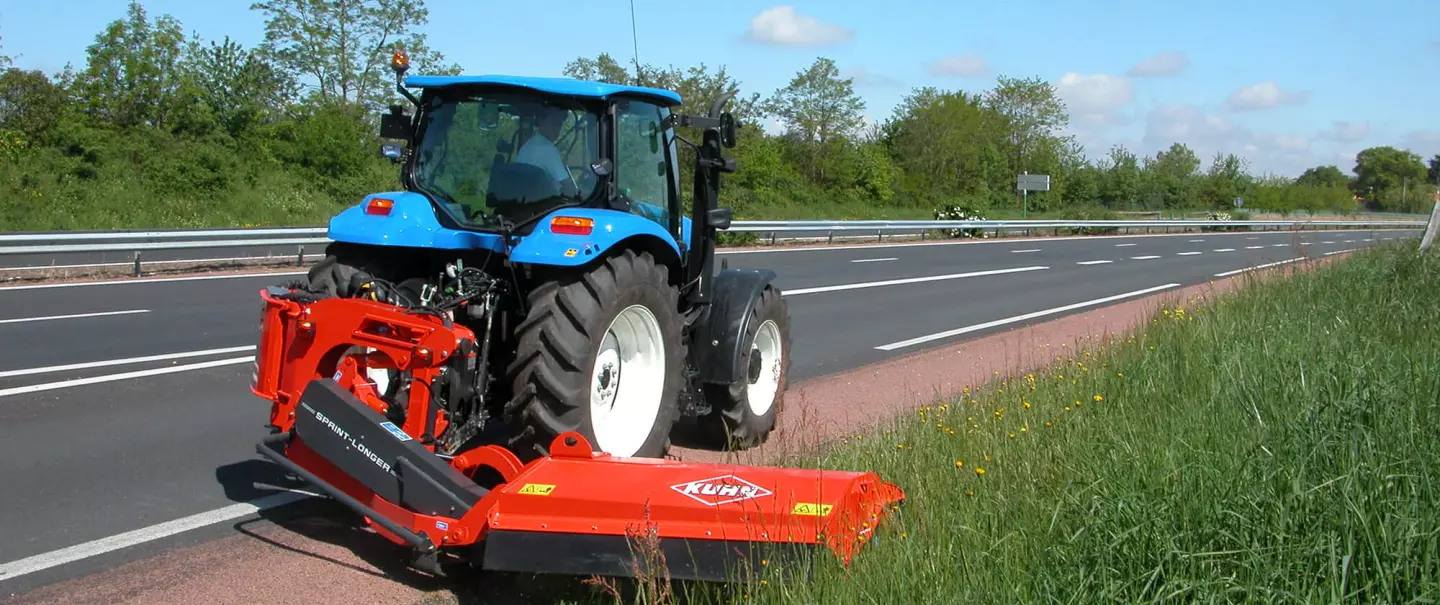 SPRING LONGER 80 Klepelmaaier aan het werk