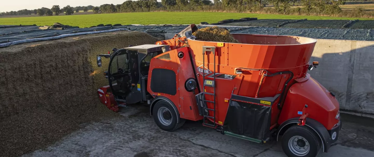 SPV for silage cutting: the clamp face is left tight and tidy